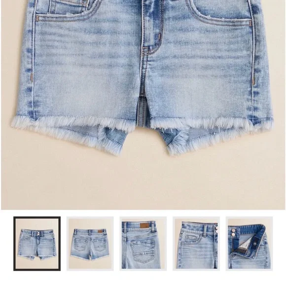 BKE Light Blue Frayed YOUTH Jean Shorts - Picture 5 of 7
